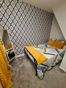 Luxury 3-BR Sheffield Home - Warm & Cosy Accommodation image 2 Luxury 3-BR Sheffield Home - Warm & Cosy image two