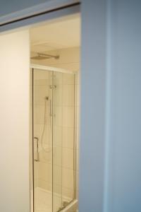 Apartment 3 1 bedroom, sleeps x 4 Accommodation image 2 Apartment 3 1 bedroom, sleeps x 4 image two