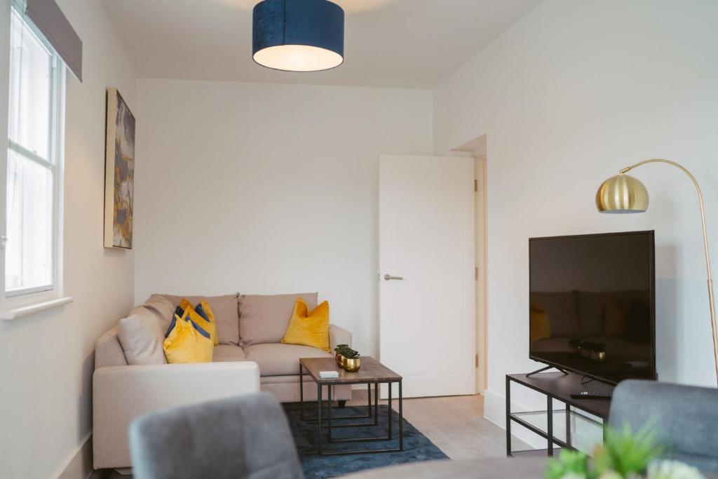 Apartment 9 1 bedroom, sleeps x 4 Accommodation image 1 Apartment 9 1 bedroom, sleeps x 4 image one
