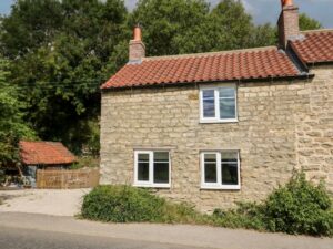 Tourist question: somewhere to stay in York Post image 7 Picture of Yon Cottage