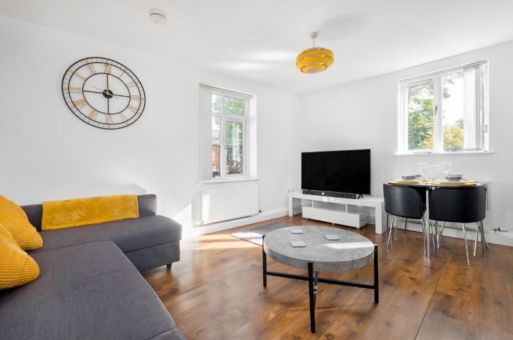 Meersbrook Luxury Duplex Apartment Accommodation image 1 Meersbrook Luxury Duplex Apartment image one