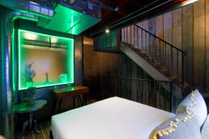 Blayds Yard image two