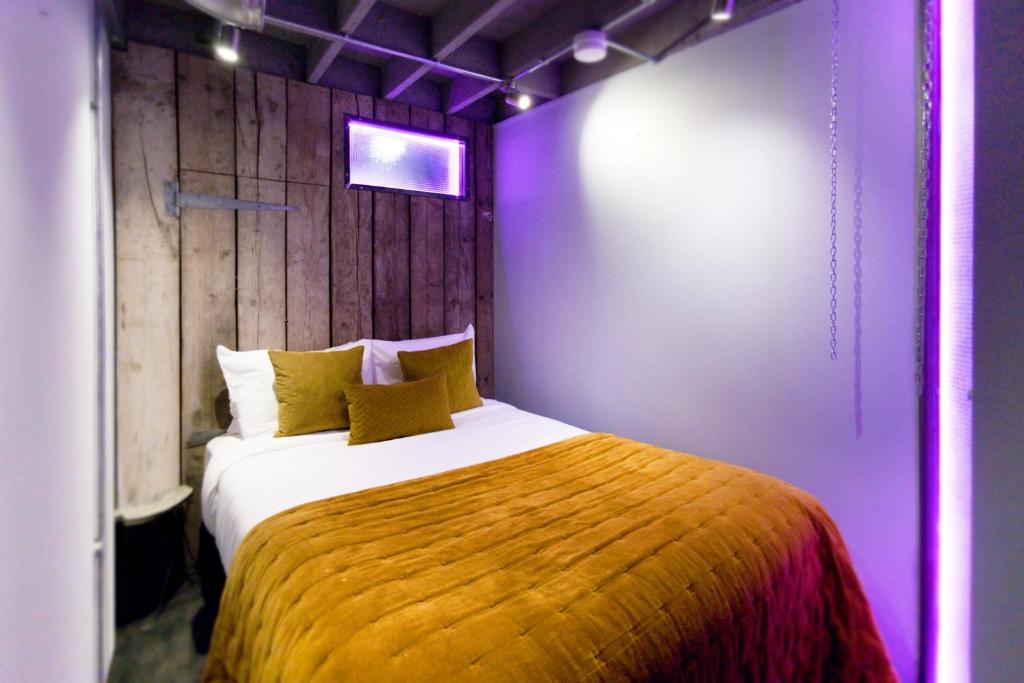 Blayds Yard image one