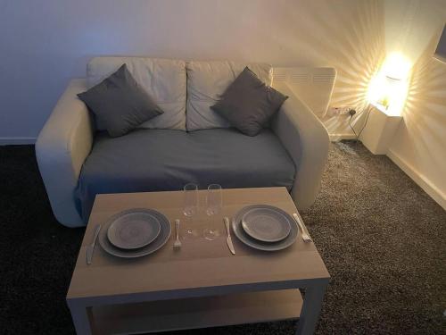 Modern and cosy Apartment in Leeds England image three