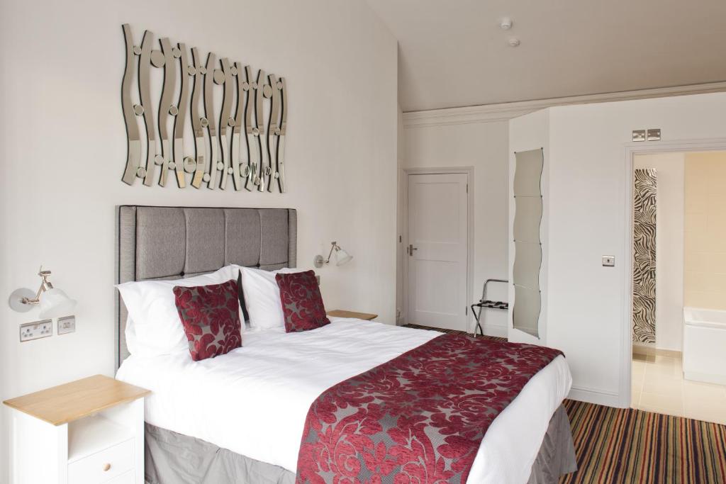 Burton Stone Inn - Free Parking on site Accommodation image 1 Burton Stone Inn - Free Parking on site image one