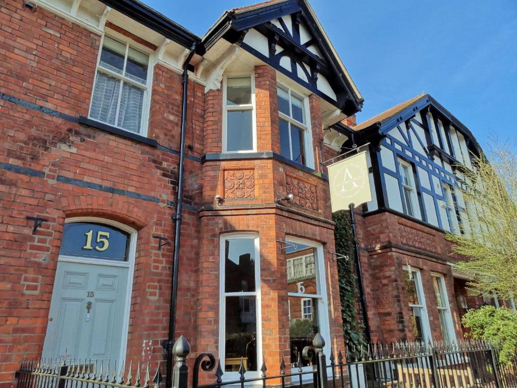 Picture of Alcuin Lodge Guest House