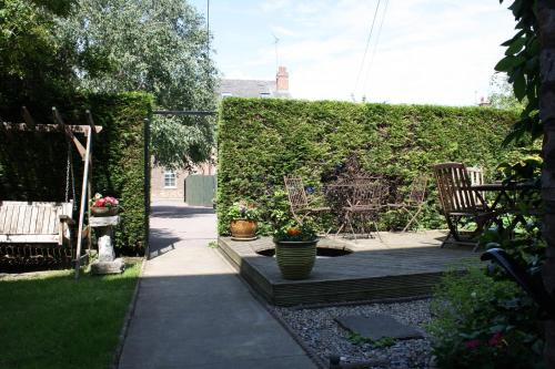 Holmwood House Guest Accommodation Accommodation image 3 Holmwood House Guest Accommodation image three