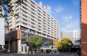 Hilton Leeds City image two