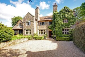 Hawes Hotels - Pricing & Availability Page image 4 Picture of Stone House Hotel