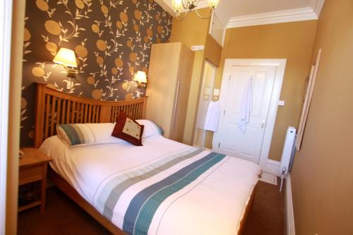 Brentwood Guest House Accommodation image 3 Brentwood Guest House image three