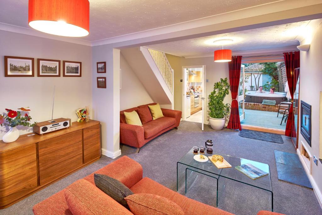 Bright Moments Holiday Home Accommodation image 1 Bright Moments Holiday Home image one