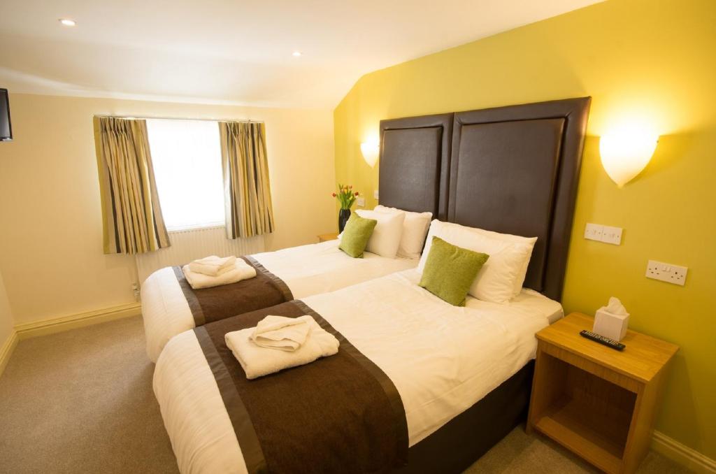 Wakefield Limes Lodge Accommodation image 1 Wakefield Limes Lodge image one
