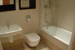Leeds City Centre Apartments Accommodation image 2 Leeds City Centre Apartments image two