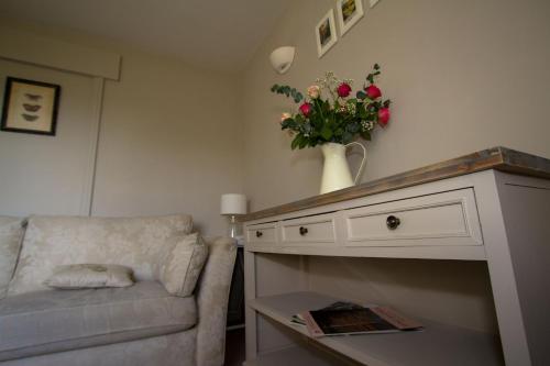 Warren House Accommodation image 3 Warren House image three