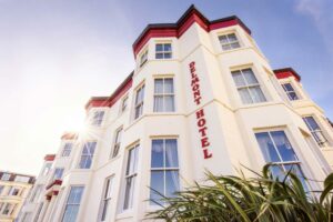 Picture of Delmont Hotel