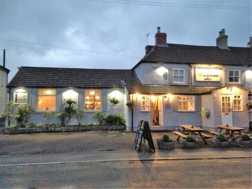 The Woodman Inn Accommodation image 2 The Woodman Inn image three