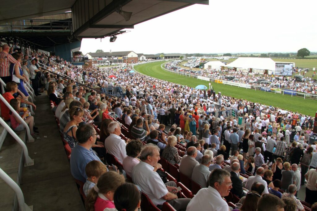 Beverley Page image 9 Image name Beverley Racecourse 45 C Beverley Racecourse the 3 image from the post Beverley in Yorkshire.com.