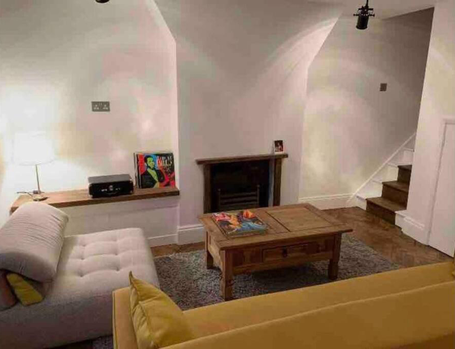 Image name Stokesley old post office living room the 2 image from the post Stokesley Old Post Office in Yorkshire.com.
