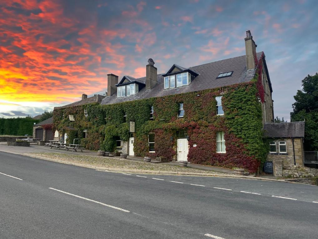 Image name aysgarth hotel yorkshire dales the 2 image from the post Aysgarth Falls Hotel & Restaurant in Yorkshire.com.