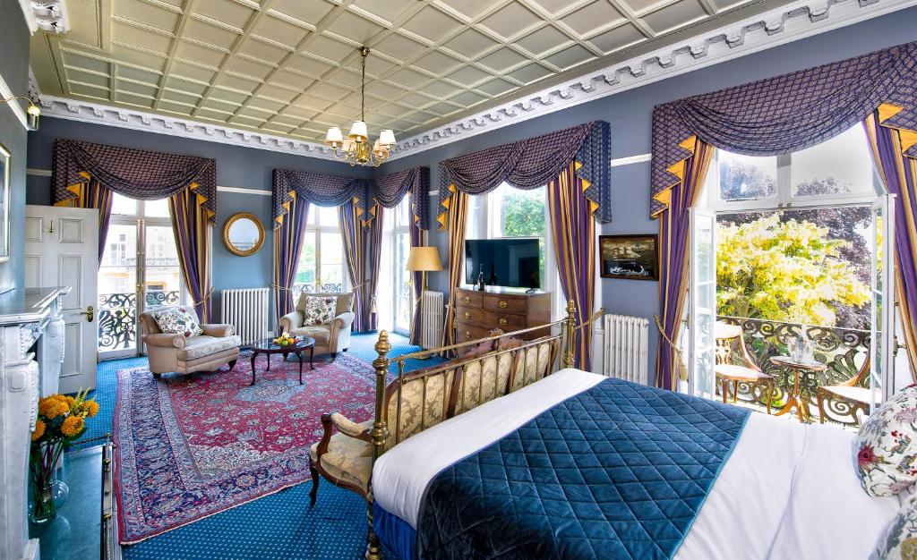 The Central Hotel 1840 by Historic Hotels Accommodation image 3 Image name central hotel scarborough yorkshire room the 3 image from the post The Central Hotel 1840 by Historic Hotels in Yorkshire.com.