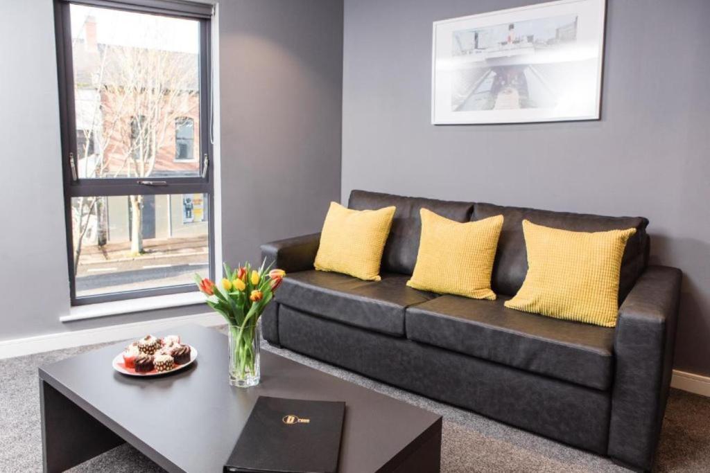 Image name dream apartments living room middlesbrough yorkshire the 1 image from the post Dream Apartments Middlesbrough in Yorkshire.com.