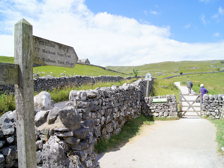 Malham Cove, Gordale Scar & Janet’s Foss Walk Post image 1 Image name malham cove walk the 1 image from the post Malham Cove, Gordale Scar & Janet’s Foss Walk in Yorkshire.com.