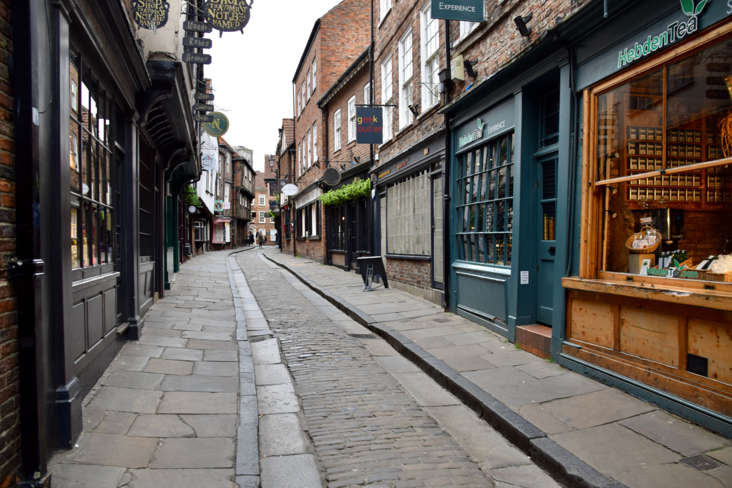 Image name shambles york empty yorkshire the 14 image from the post York Self Catering with Parking in Yorkshire.com.