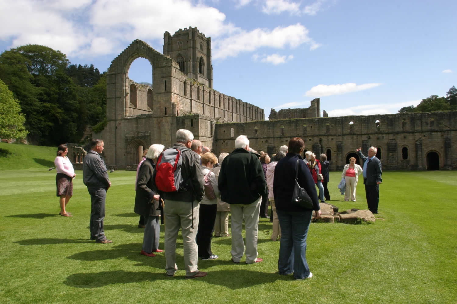 Image name group travel abbey visit the 10 image from the post Guides for Group Attractions & Tours in Yorkshire in Yorkshire.com.