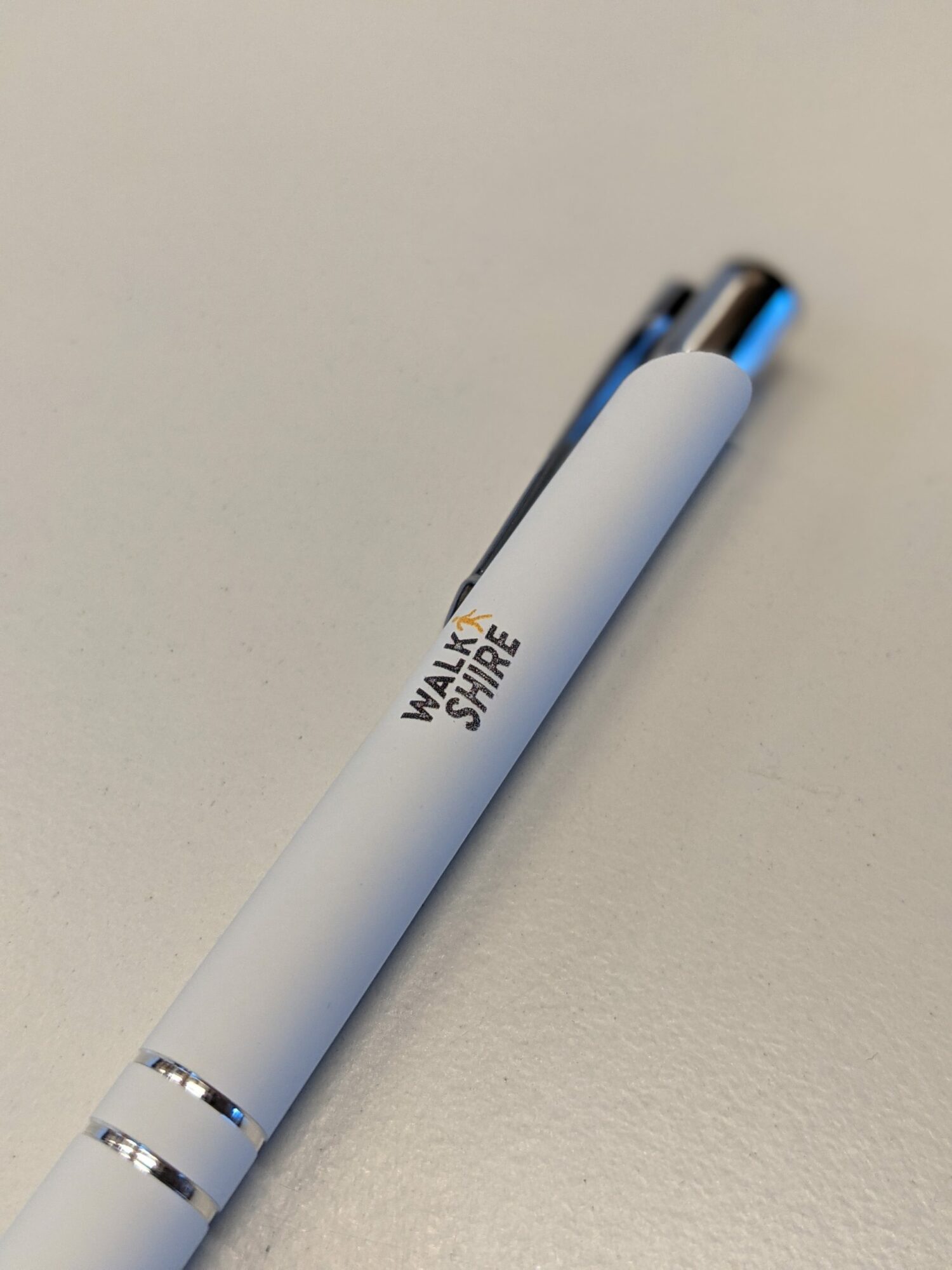 A7 Walkshire Navy Blue Notebook & Pen Product image 3 A7 Walkshire Navy Blue Notebook & Pen - Image 3