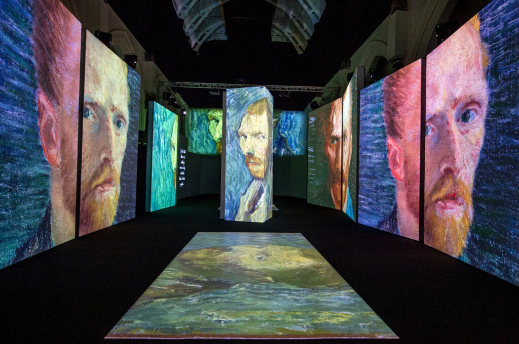 Day 19 - Christmas 2022 Post image 4 Image name Van Gogh Alive Bradford. Credit Roger Moody 1 the 4 image from the post Day 19 - Christmas 2022 in Yorkshire.com.