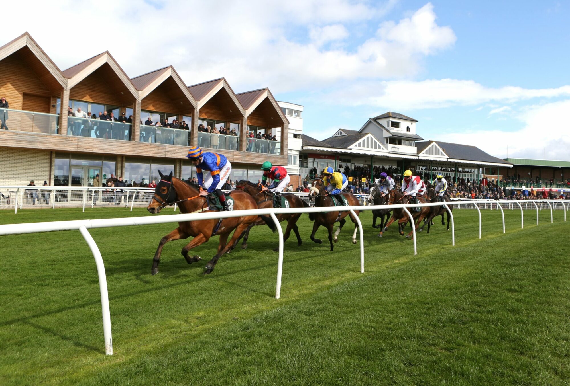Image name 2H0A0519 scaled the 7 image from the post Catterick Racecourse in Yorkshire.com.