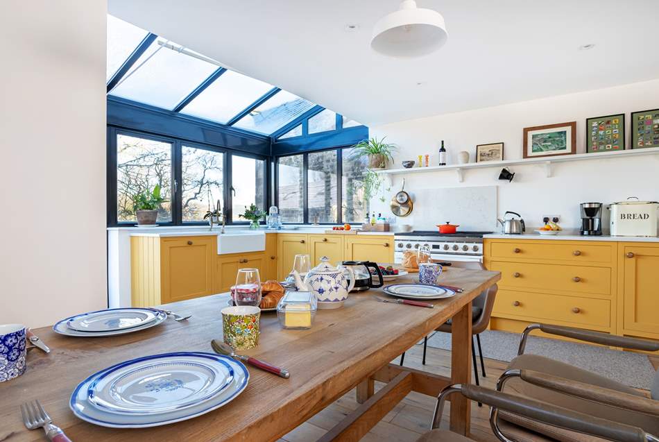 Image name classic cottages yorkshire holiday lets bright kitchen the 5 image from the post Classic Cottages launch in Yorkshire in Yorkshire.com.