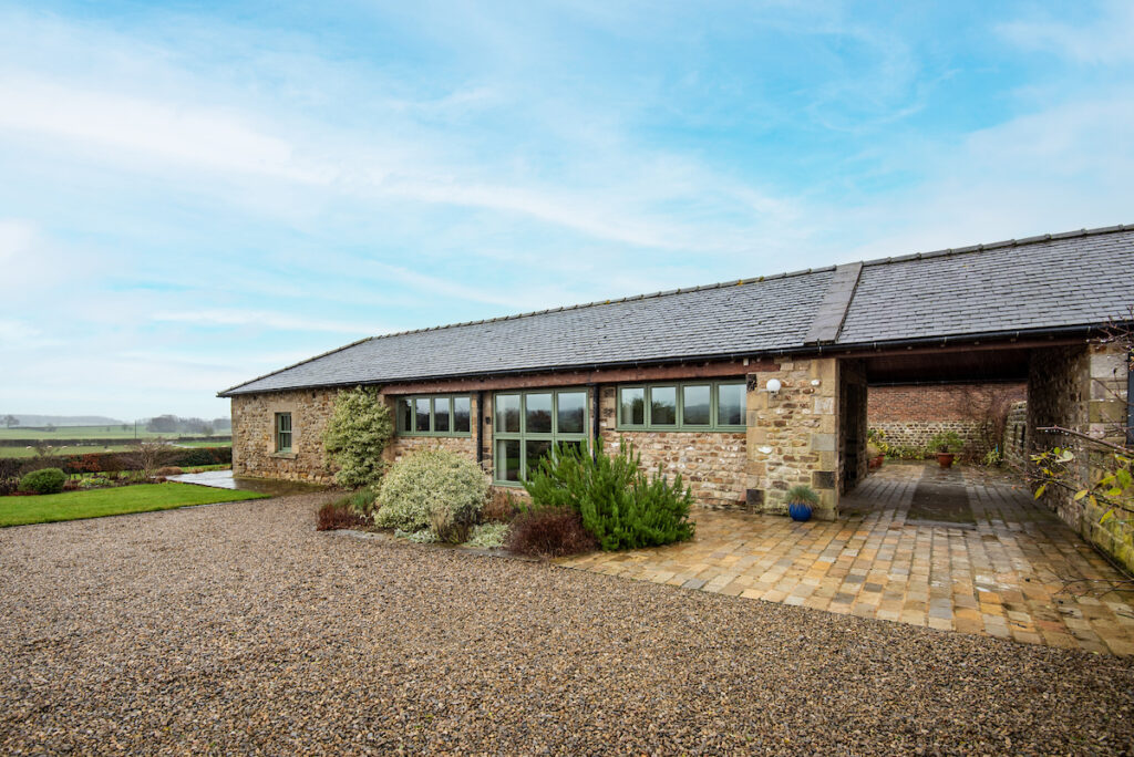 East Lodge Accommodation image 1 Image name 2 the 1 image from the post East Lodge in Yorkshire.com.