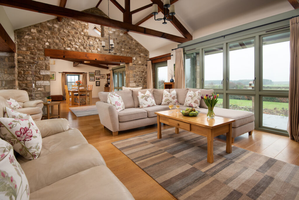 East Lodge Accommodation image 13 Image name 221 the 13 image from the post East Lodge in Yorkshire.com.