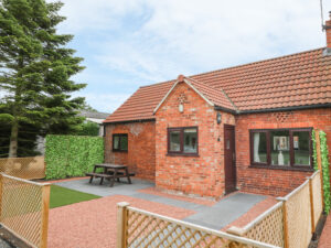 Tourist question: somewhere to stay in York Post image 1 The Paddock