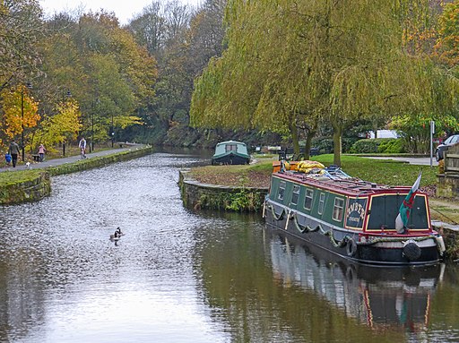 Walk: Halifax Canal Circular Walk Post image 1 Image name halifax arm of the calder and hebble navigation the 1 image from the post Walk: Halifax Canal Circular Walk in Yorkshire.com.