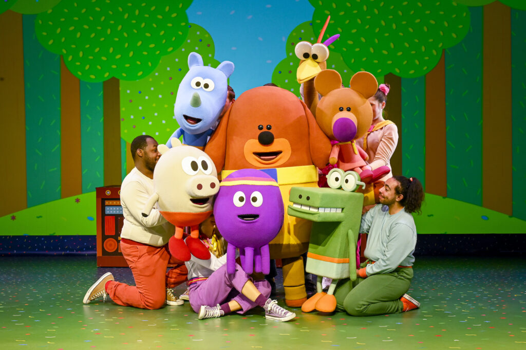 Giveaway: Family ticket to Hey Duggee The Live Theatre Show at Leeds Grand Theatre Post image 1 Image name hey duggee live show the 1 image from the post Giveaway: Family ticket to Hey Duggee The Live Theatre Show at Leeds Grand Theatre in Yorkshire.com.