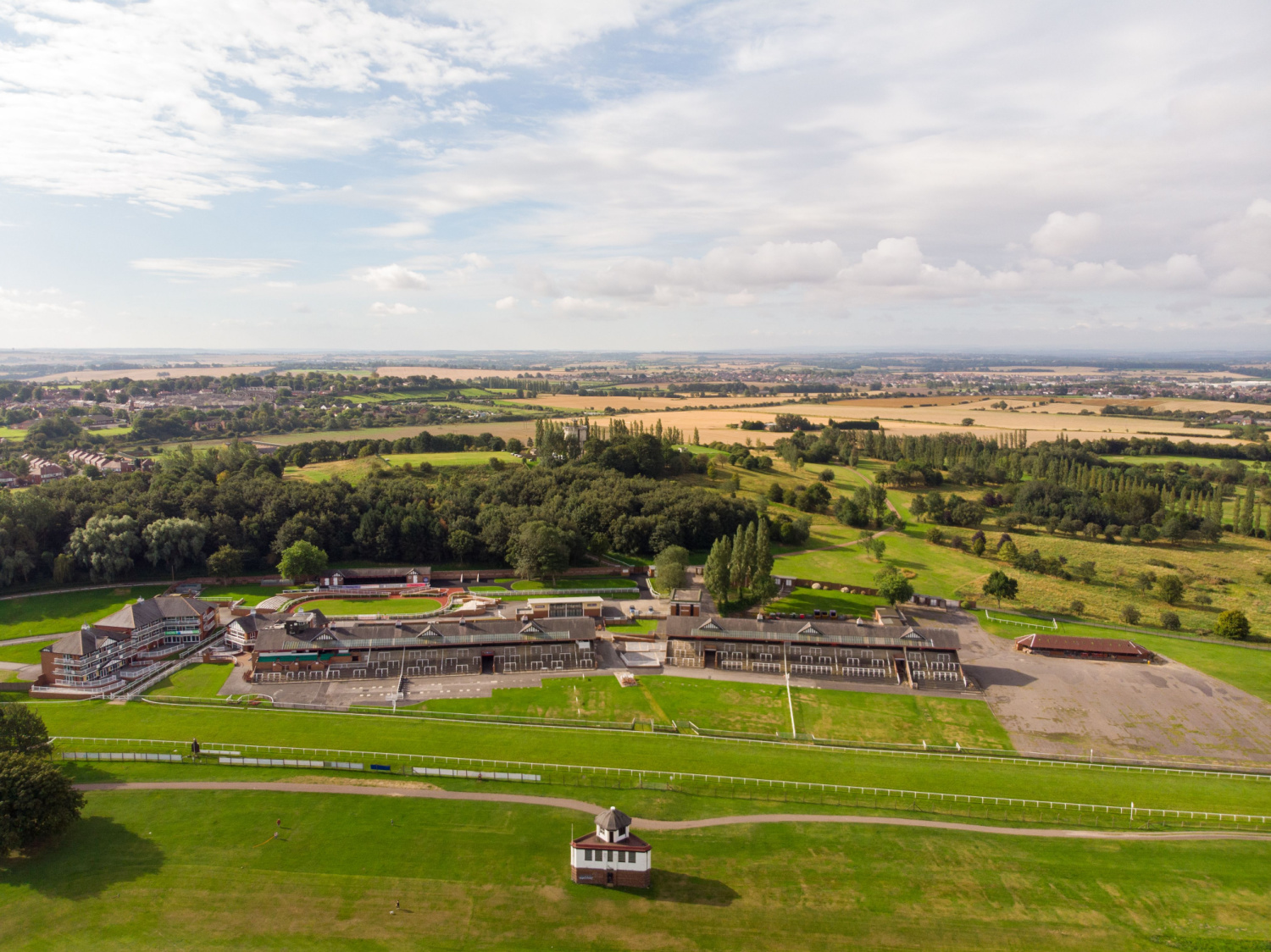 Image name pontefract racecourse and park yorkshire the 3 image from the post Walk: Pontefract in Yorkshire.com.