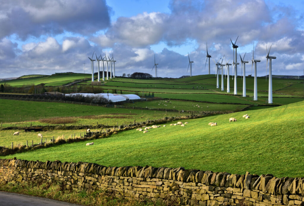Walk: Scout Dike, Royd Moor and Ingbirchworth Reservoirs Post image 1 Image name royd moor windfarm yorkshire the 1 image from the post Walk: Scout Dike, Royd Moor and Ingbirchworth Reservoirs in Yorkshire.com.