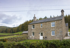 Image name DEVONSHIRE BOLT HOLES YORKSHIRE WHARFE VIEW COTTAGE EXTERNAL VIEW 4 1 the 2 image from the post The Devonshire Group in Yorkshire.com.