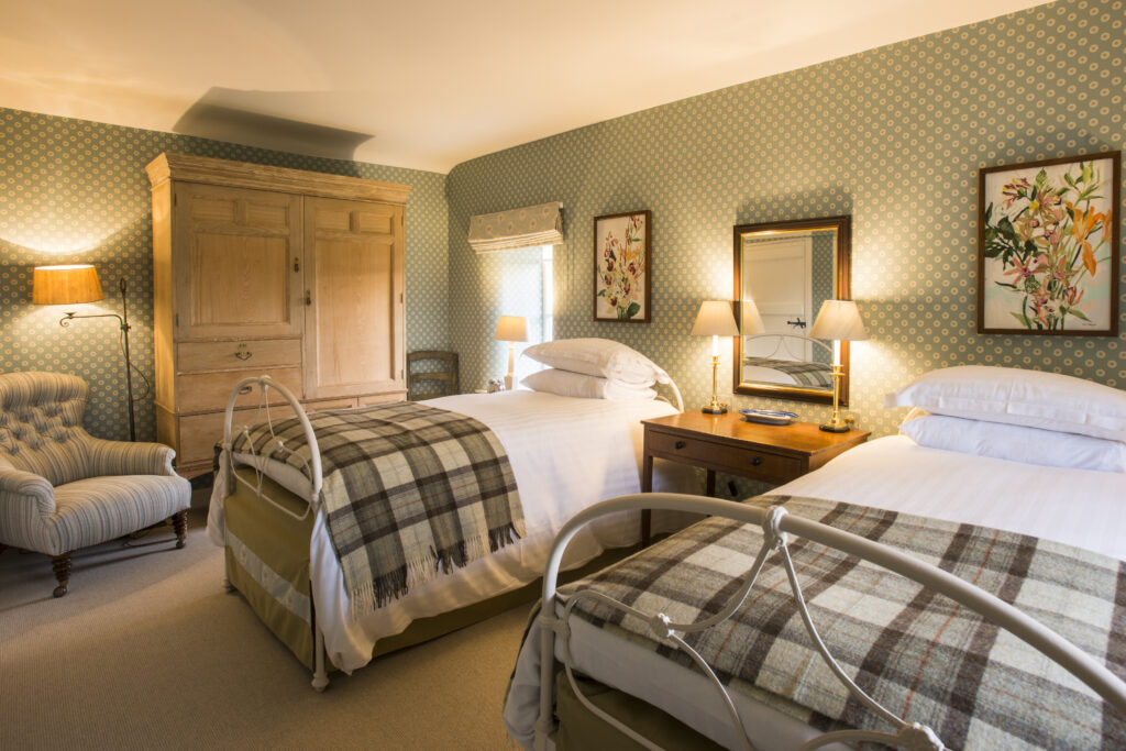 Wharfe View Accommodation image 1 Image name DEVONSHIRE BOLT HOLES YORKSHIRE WHARFE VIEW COTTAGE TWIN ROOM BED 9 the 1 image from the post Wharfe View in Yorkshire.com.