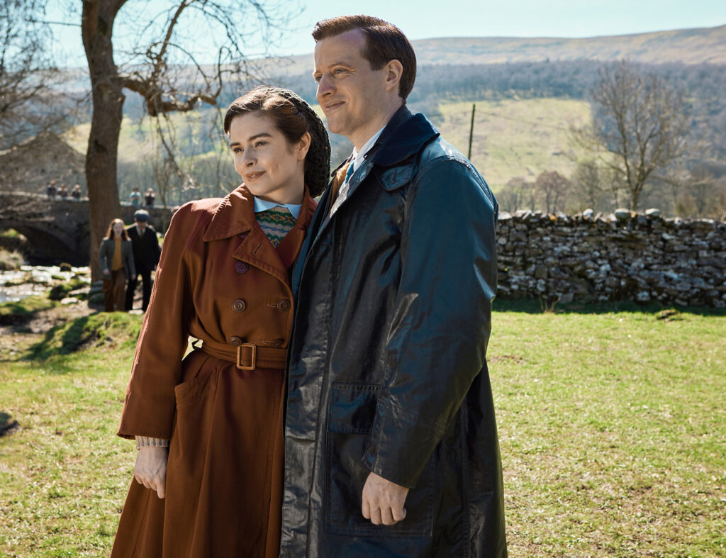 First look at fourth series of All Creatures Great and Small Post image 1 Image name All Creatures Great and Small Season 4 FIRST LOOK 1 L Helen Herriot Rachel Shenton R James Herriot Nicholas Ralph the 1 image from the post First look at fourth series of All Creatures Great and Small in Yorkshire.com.