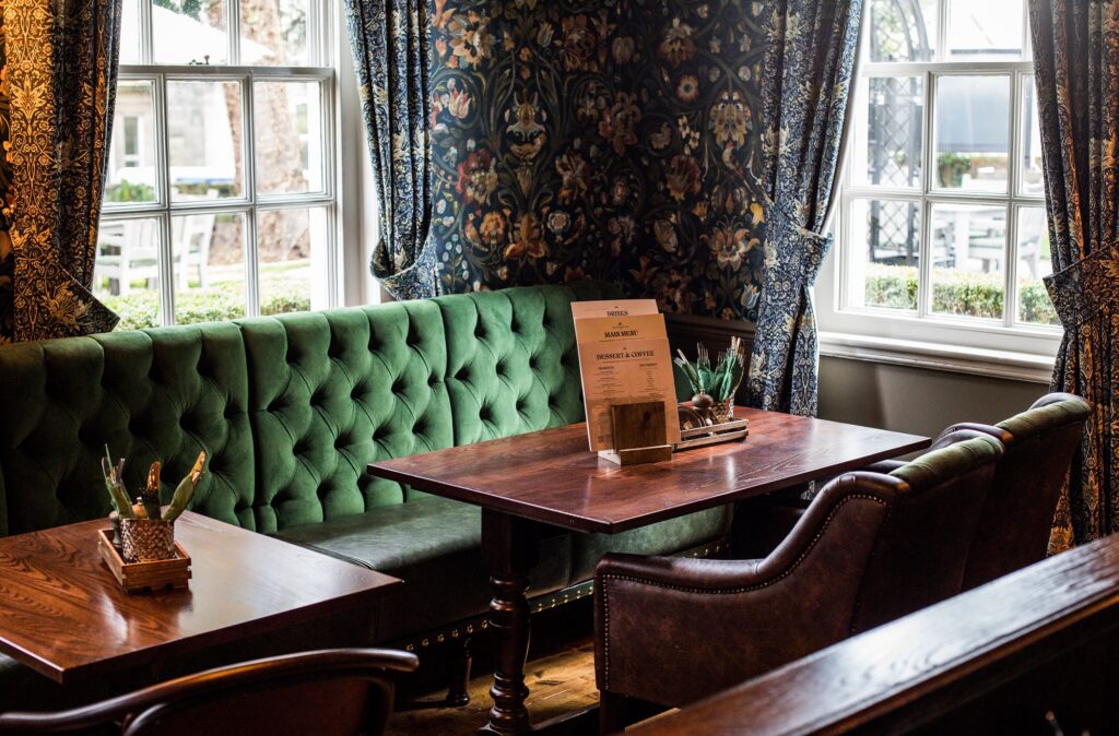 Image name Knaresborough Inn. 31.8.2023 0210 the 6 image from the post THE INN COLLECTION GROUP PRESS RELEASE - New look for The Knaresborough Inn anything but Dower in Yorkshire.com.
