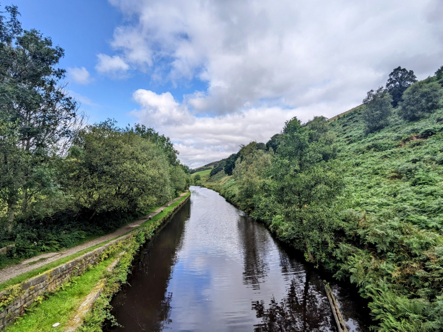 Image name hebden bridge canal yorkshire the 22 image from the post Walk: Hebden Bridge Canal in Yorkshire.com.