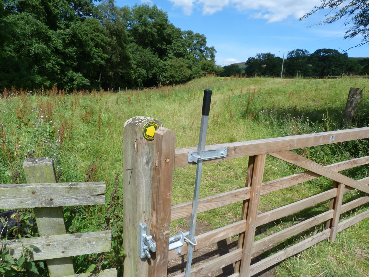 Image name stile near rosedale abbey north york moors yorkshire the 14 image from the post Walk: Rosedale Explorer in Yorkshire.com.