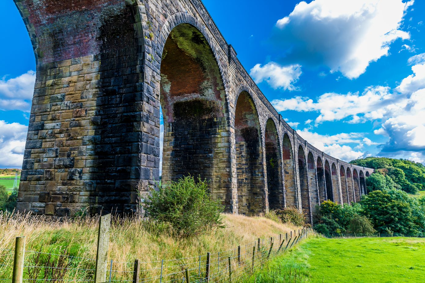 Image name cullingworth viaduct west yorkshire the 1 image from the post Walk: Cullingworth Circular in Yorkshire.com.