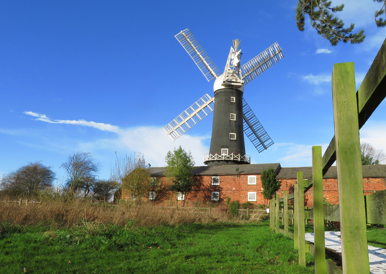 Image name skidby windmill east yorkshire the 23 image from the post Skidby in Yorkshire.com.