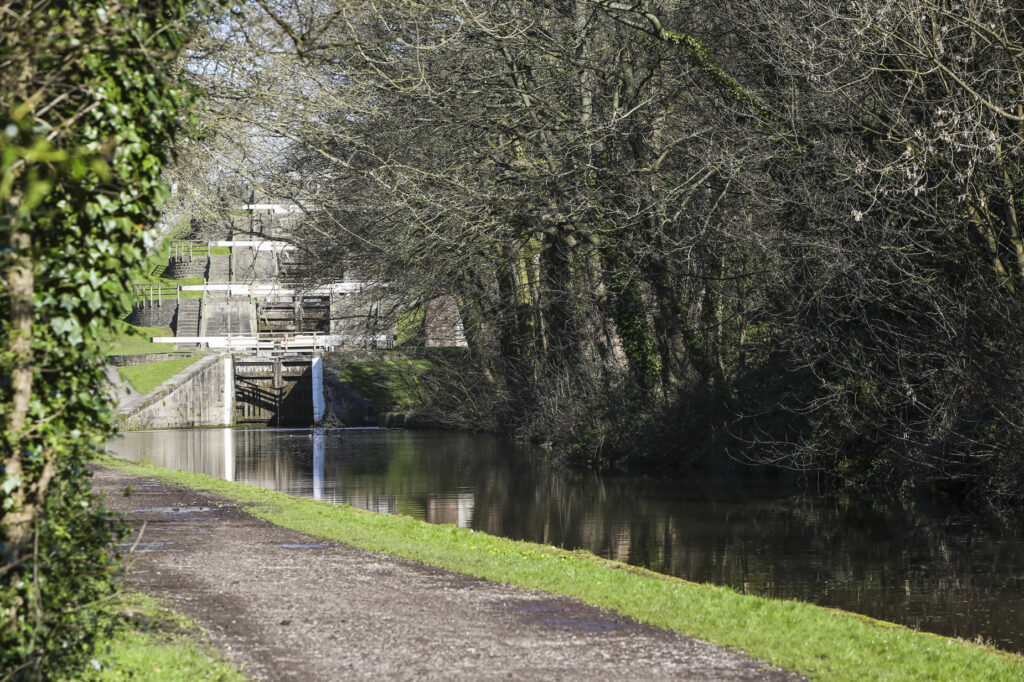 Image name bingley 3 5 rise lock walk yorkshire the 1 image from the post Walk: Bingley Three and Five Rise Locks in Yorkshire.com.