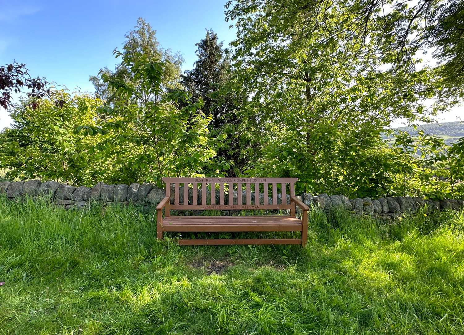 Image name micklethwaite best kept village bench west yorkshire the 15 image from the post Micklethwaite, West Yorkshire in Yorkshire.com.