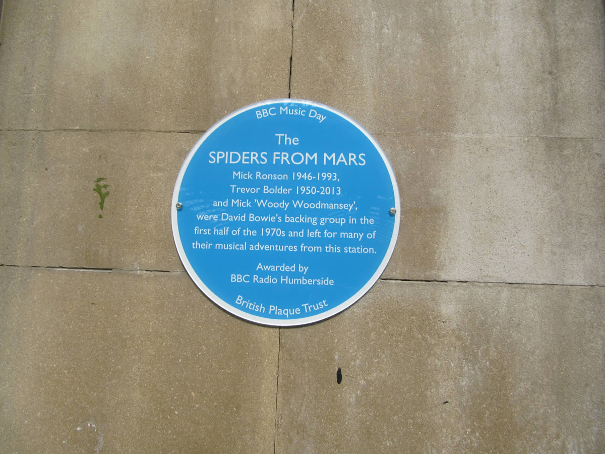 Image name blue plaques piders from mars hull yorkshire the 2 image from the post Walk: Blue Plaque Trail in Yorkshire.com.